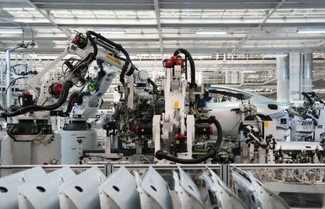 2025中國(guó)經(jīng)濟(jì)回眸 攀高逐新，質(zhì)勝未來(lái)——新質(zhì)生產(chǎn)力在紡織業(yè)一線的發(fā)展見聞